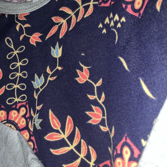 Lularoe Randy - Picture 2 of 3
